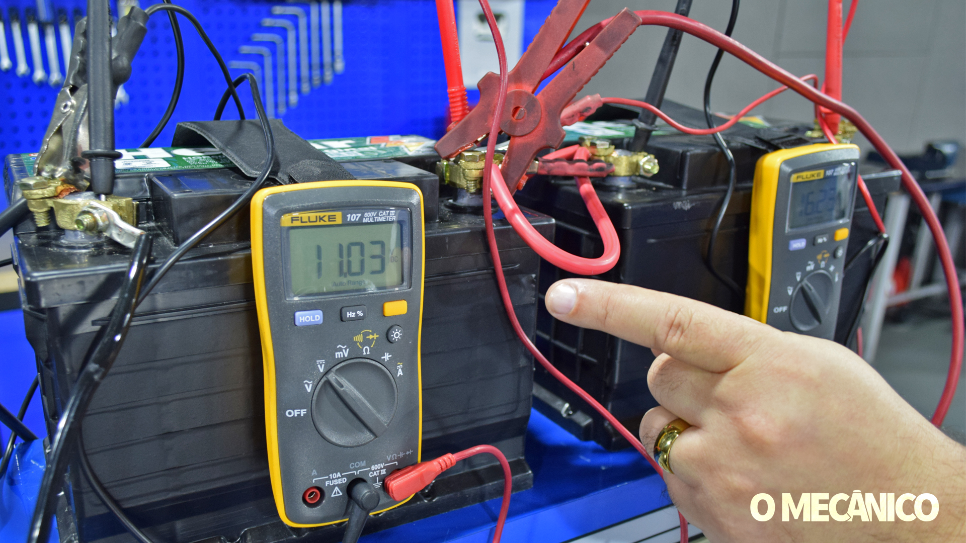 Equilbrio de carga entre as baterias de caminhes no sistema de 28 Volts: teoria e prtica